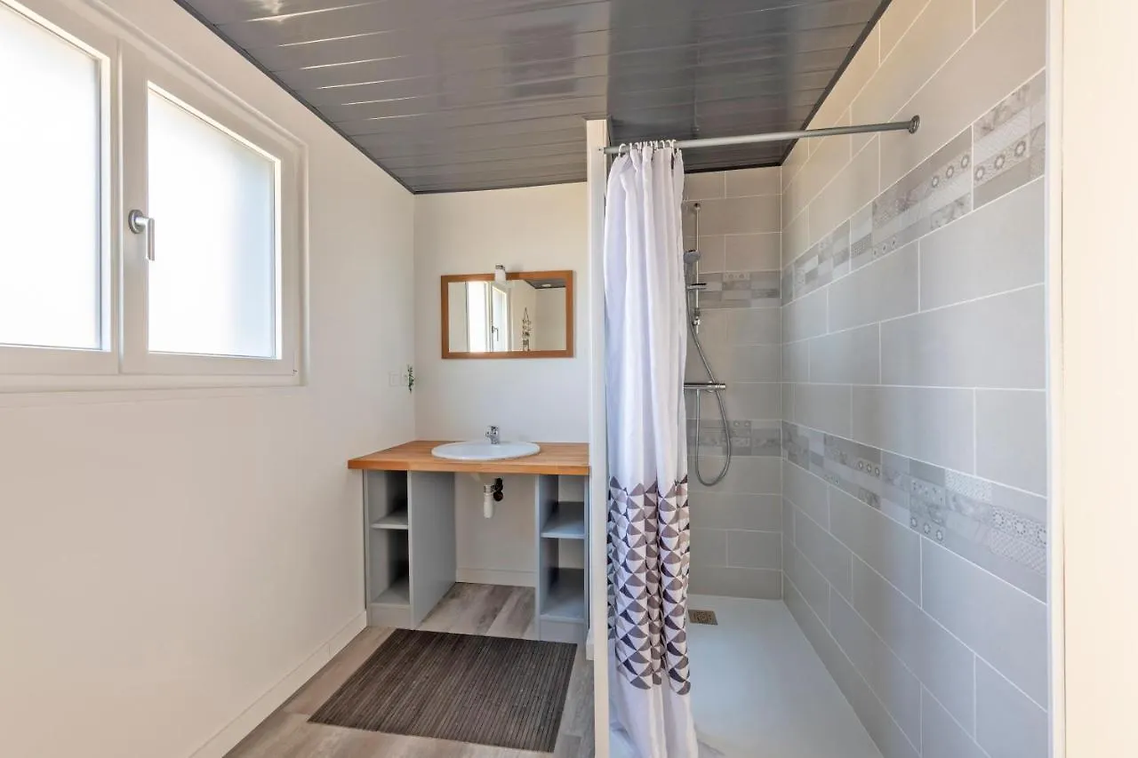 A La Maison De Goulannou Treflez Holiday home